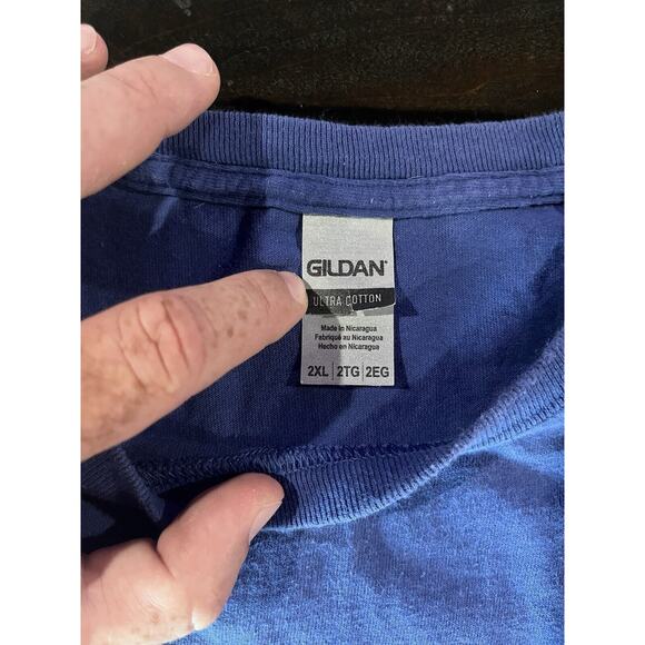 Blue XXL Trump Peeing On CNN Cotton TShirt Gildan 2XL Used Read - Picture 3 of 5